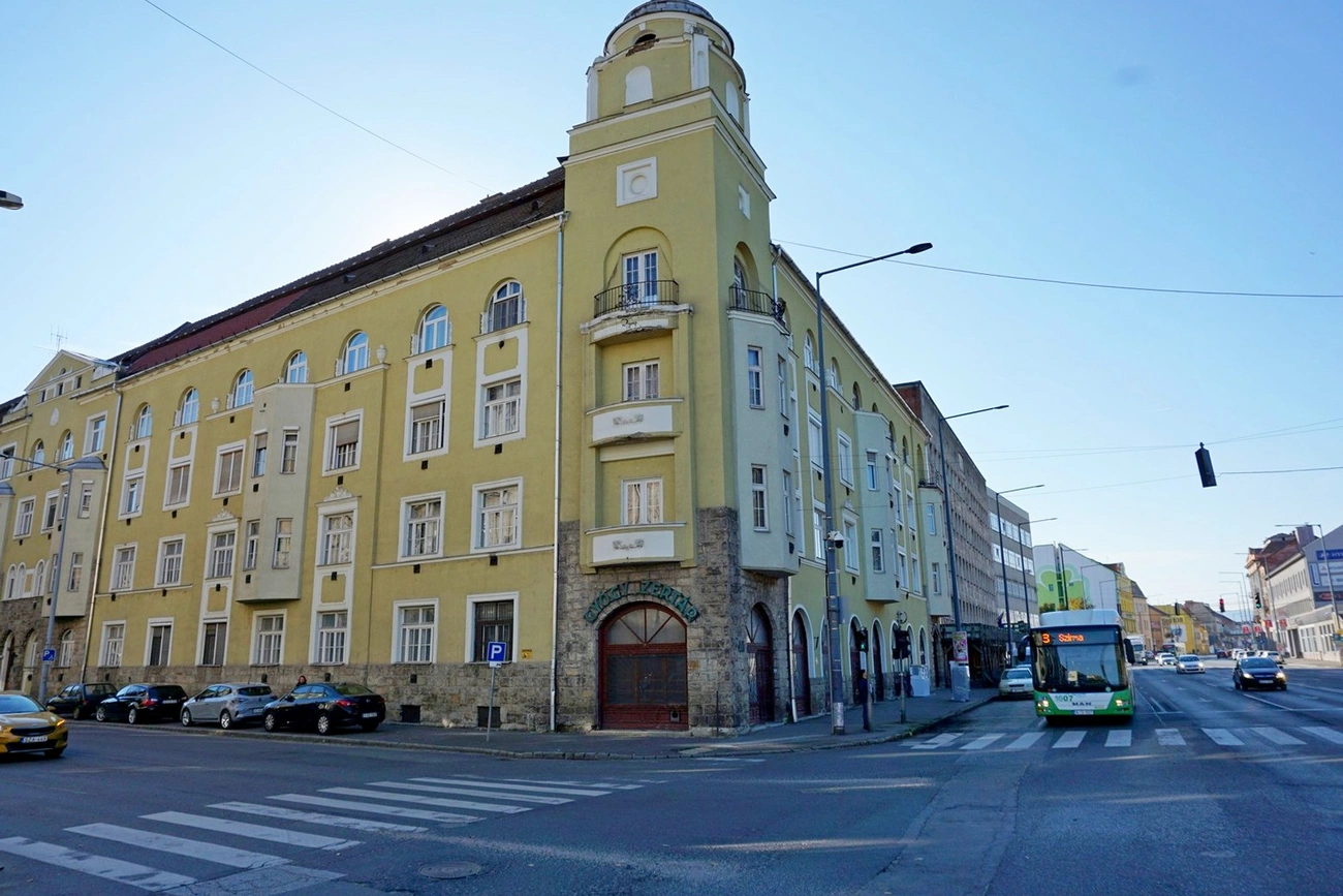 Soltész Nagy Kálmán utca gyógyszertár épülete eladó. Fotó: Miskolc Holding Ingatlangazdálkodás