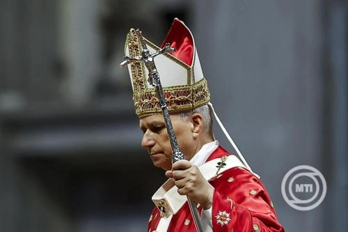 XIV. Leó pápa pünkösdkor. Fotó: MTI