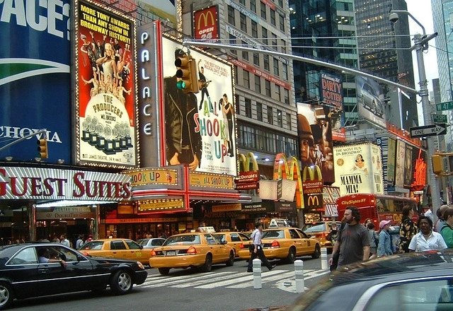times_square_ill_pixabay.jpg