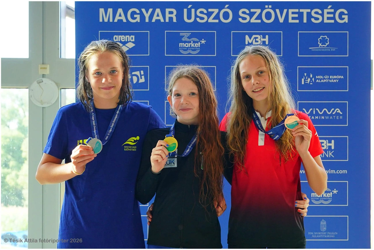 Miskolci Sportiskola úszás Galambos Léna bronz