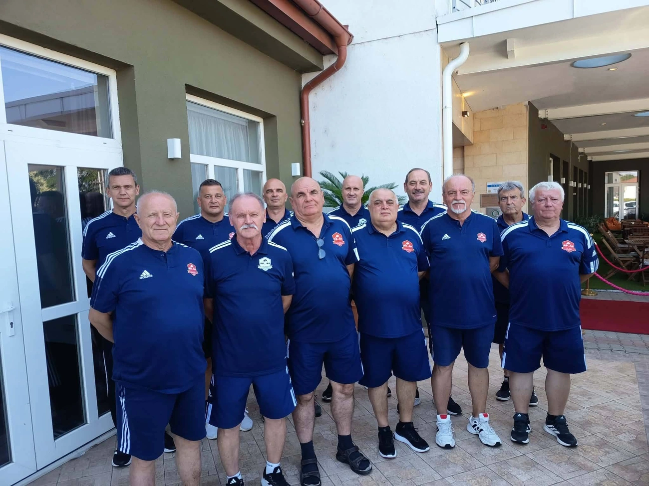 A miskolci-(vár)megyei ellenőrök Vecsésen. Fotó: magánarchívum