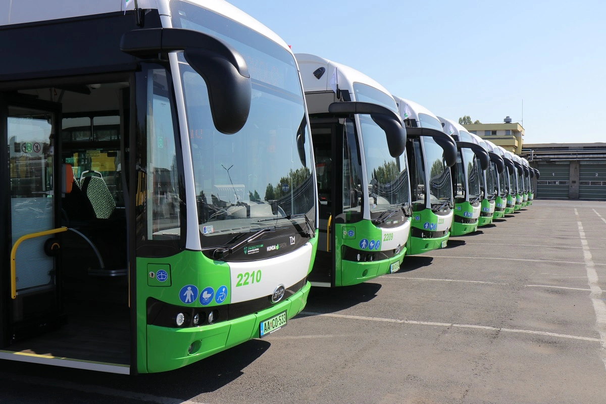 mvk_buszok_jpeg.jpg
