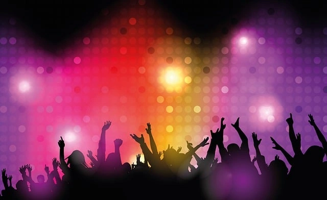 just_dance_tanc_avasi_kavezo_2608_pixabay.jpg