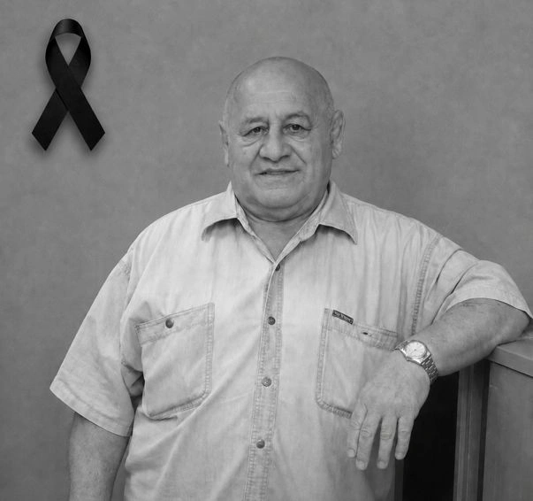Elhunyt Rusznyák József