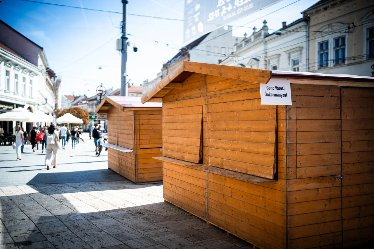foutca_pavilon_epites_260907_hcs_web-3.jpg
