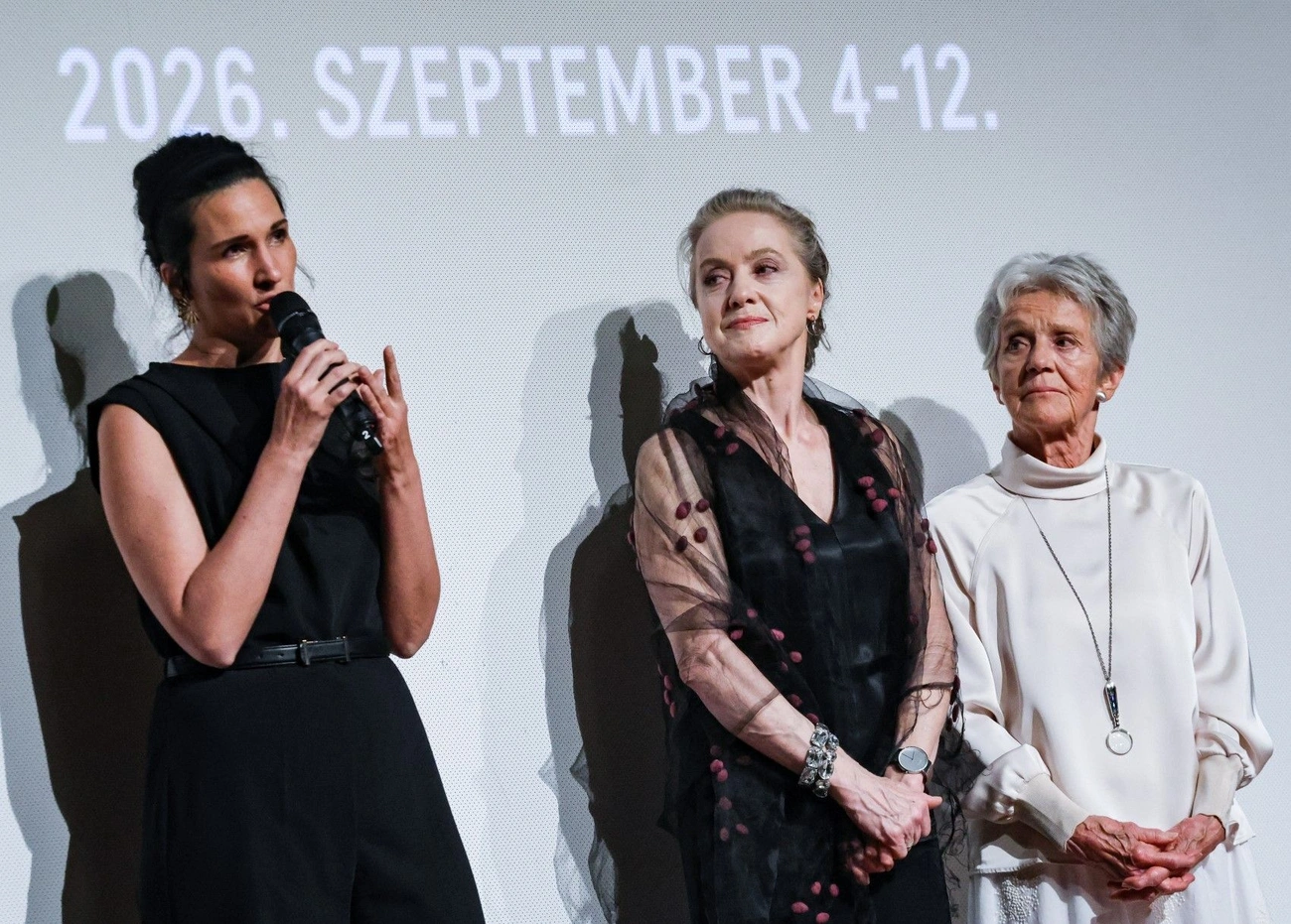 Mayer Bernadette (balra), Für Anikó és Hámori Ildikó a Mommy Blue közönségtalálkozóján szeptember 5-én a CineFesten / Fotókredit: Mocsári László - 22. CineFest Miskolci Nemzetközi Filmfesztivál