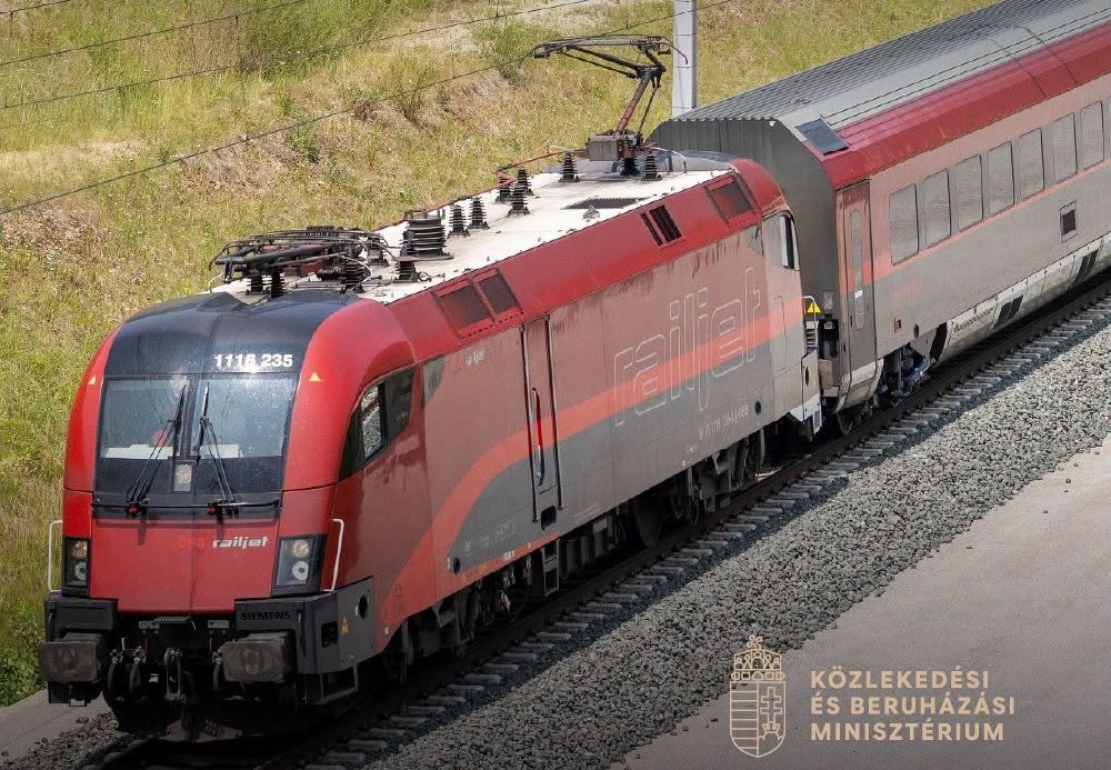 railjet_jarat_miskolc_es_munchen_kozott_vitezy_david_facebook.jpg