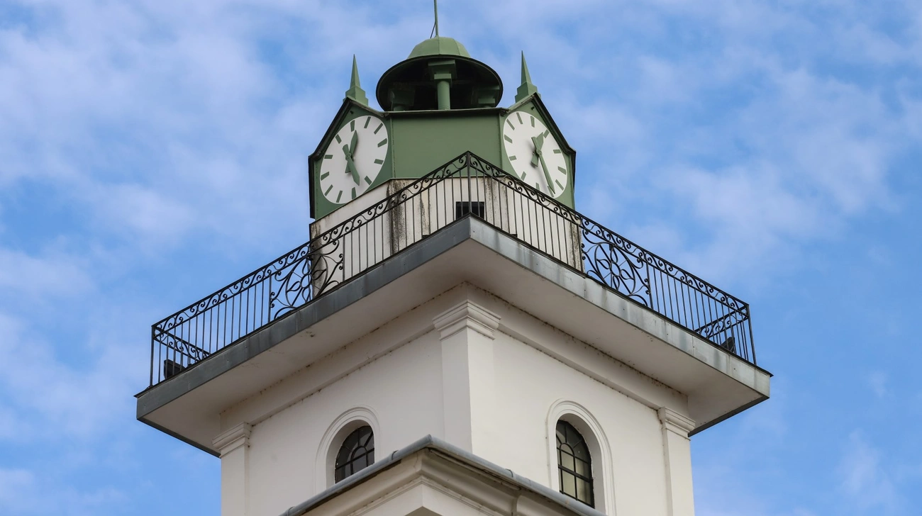 Minap indító, színház órája. Fotó: Mocsári László