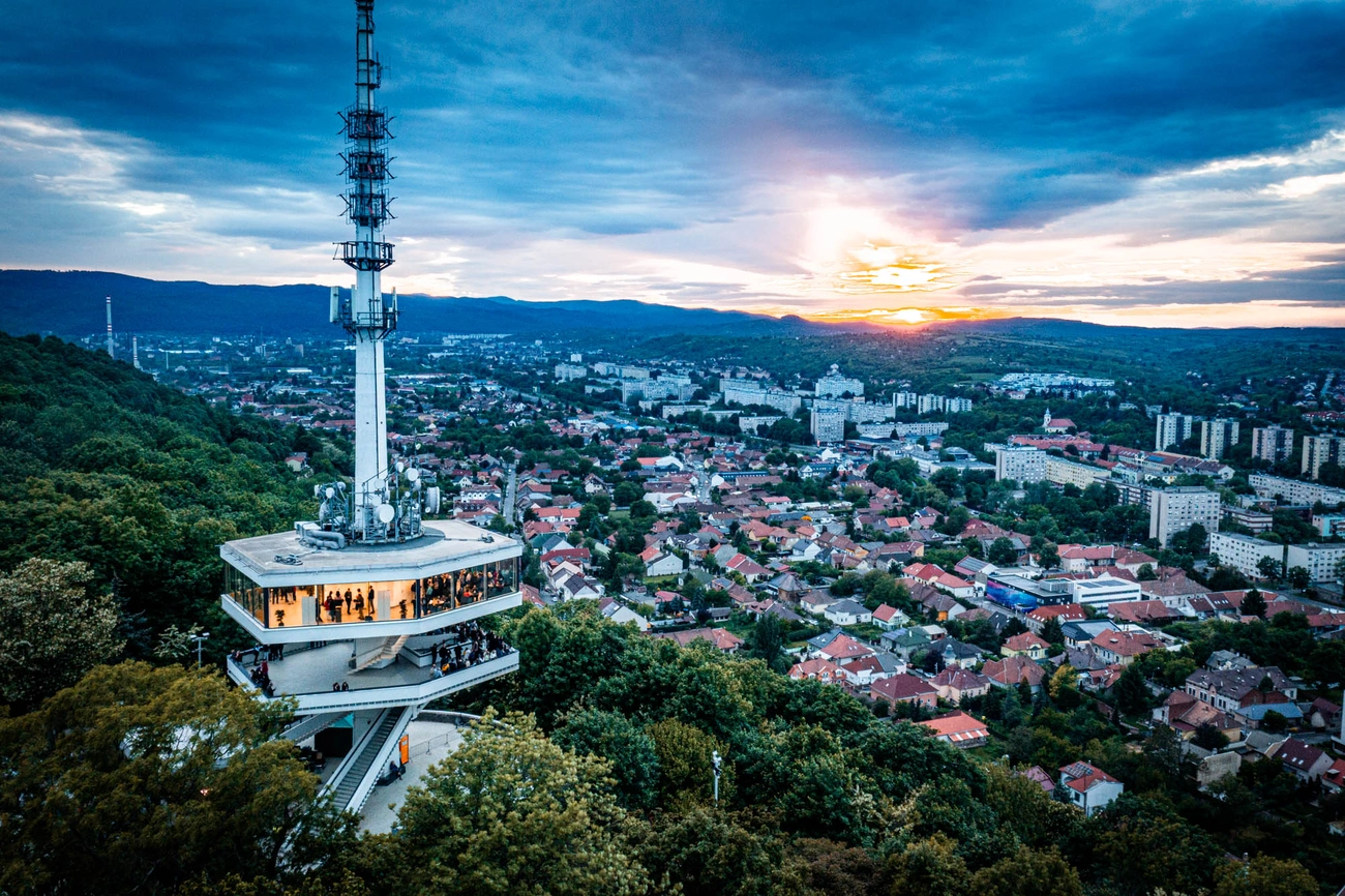 Avasi Borangolás szombat este