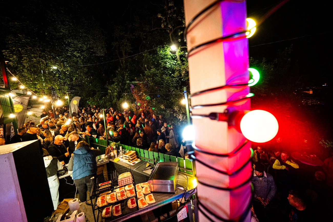 Avasi Borangolás szombat este