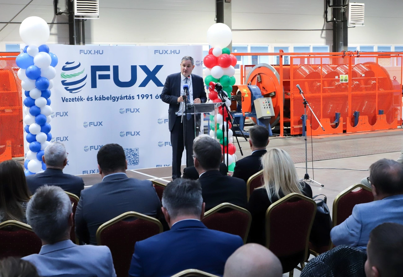 A FUX Zrt. ünnepélyes csarnok átadója