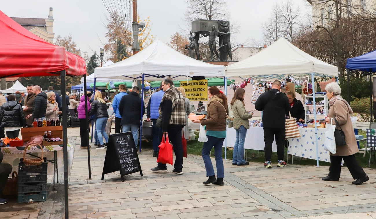 Miskolci Termelői Nap a Hősök terén