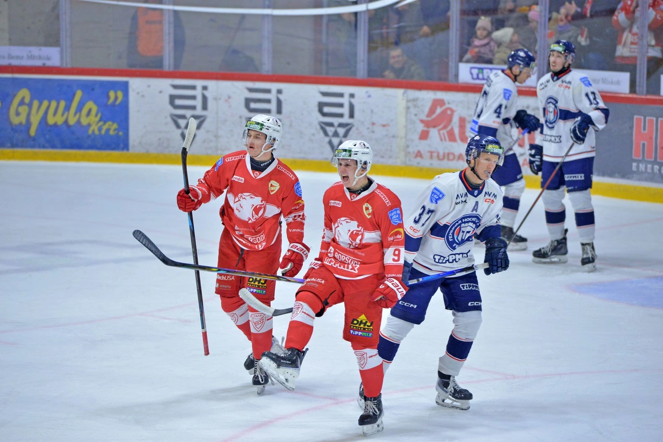 DVTK Jegesmedvék - FEHA 19