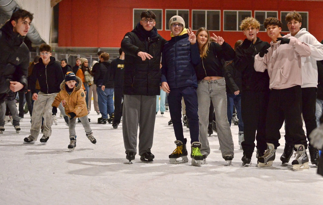 Alanz Jégpályák Éjszakája