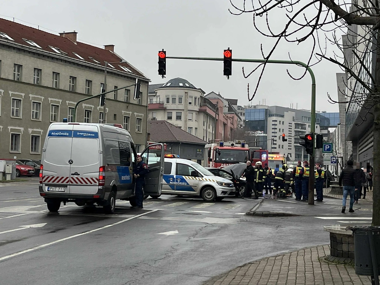 Baleset Miskolc Szentpáli utca - Horváth Lajos utca