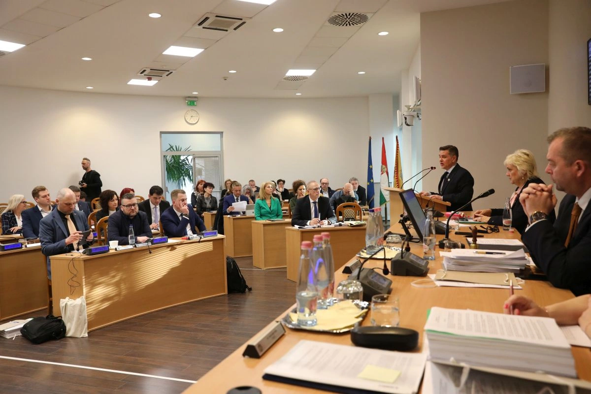 Miskolci közgyűlés március 6-án. Fotó: Juhász Ákos