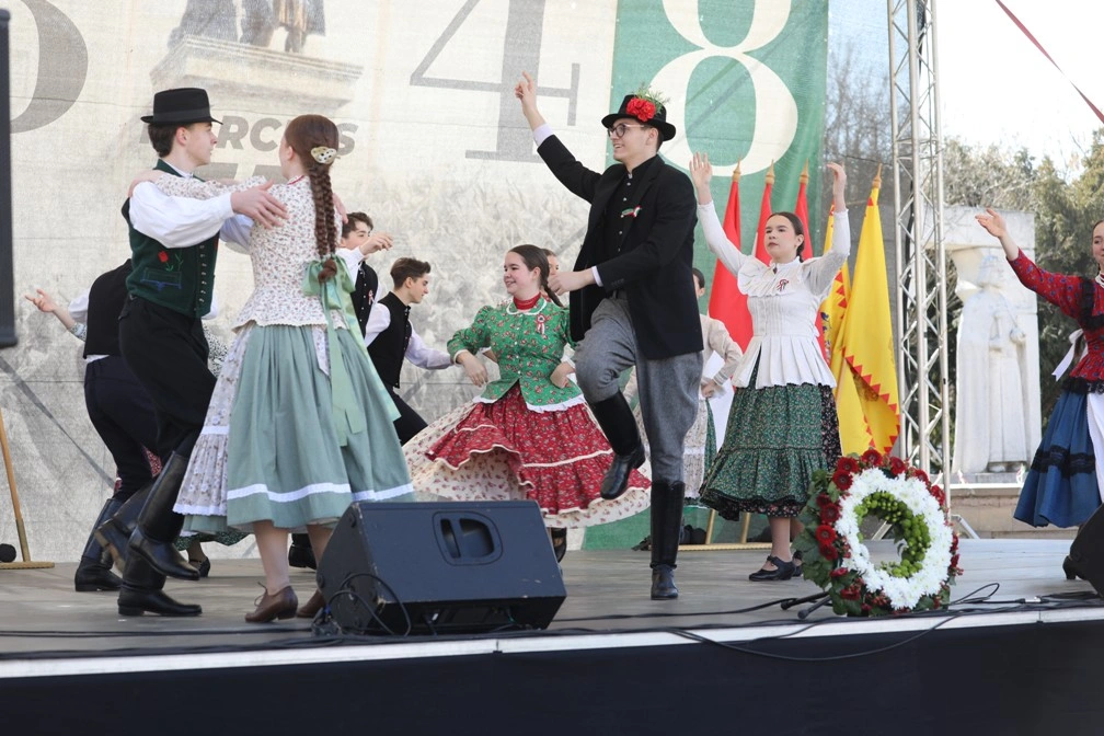 Március 15-ei megemlékezés a Szent István téren