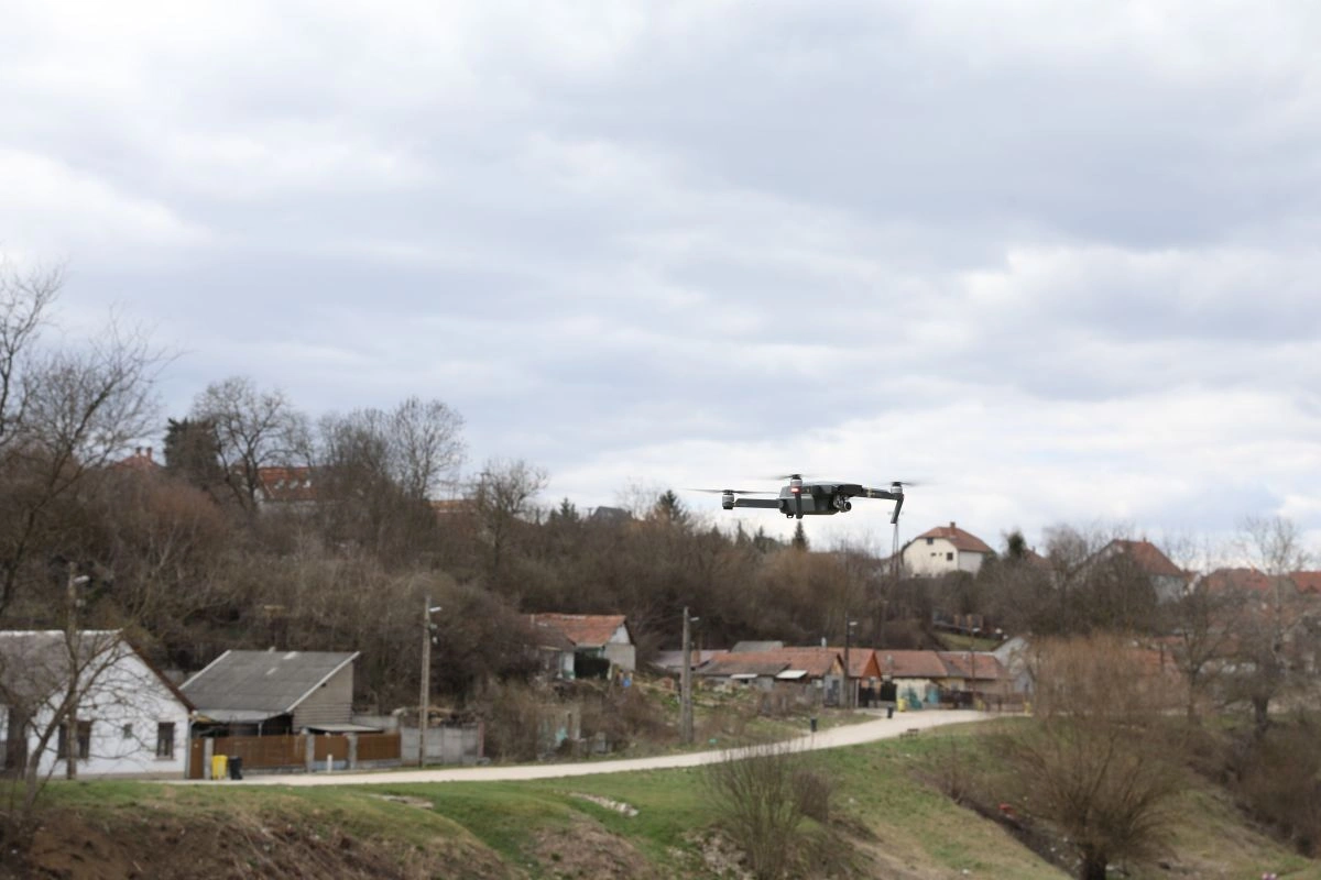 Drónnal a Bábonyibércen. Fotó: Juhász Ákos