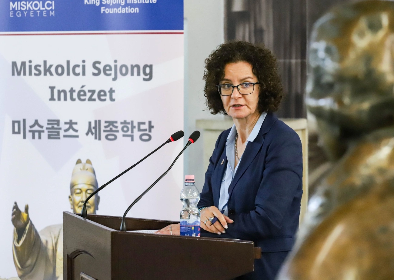 Koreanisták nemzetközi konferenciája az egyetemen