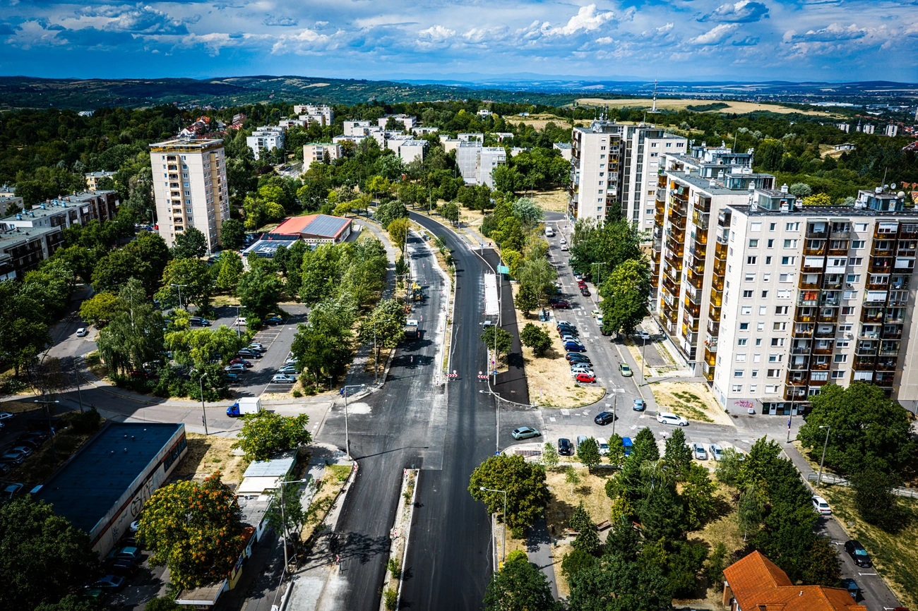 A 26-os felújítása madártávlatból