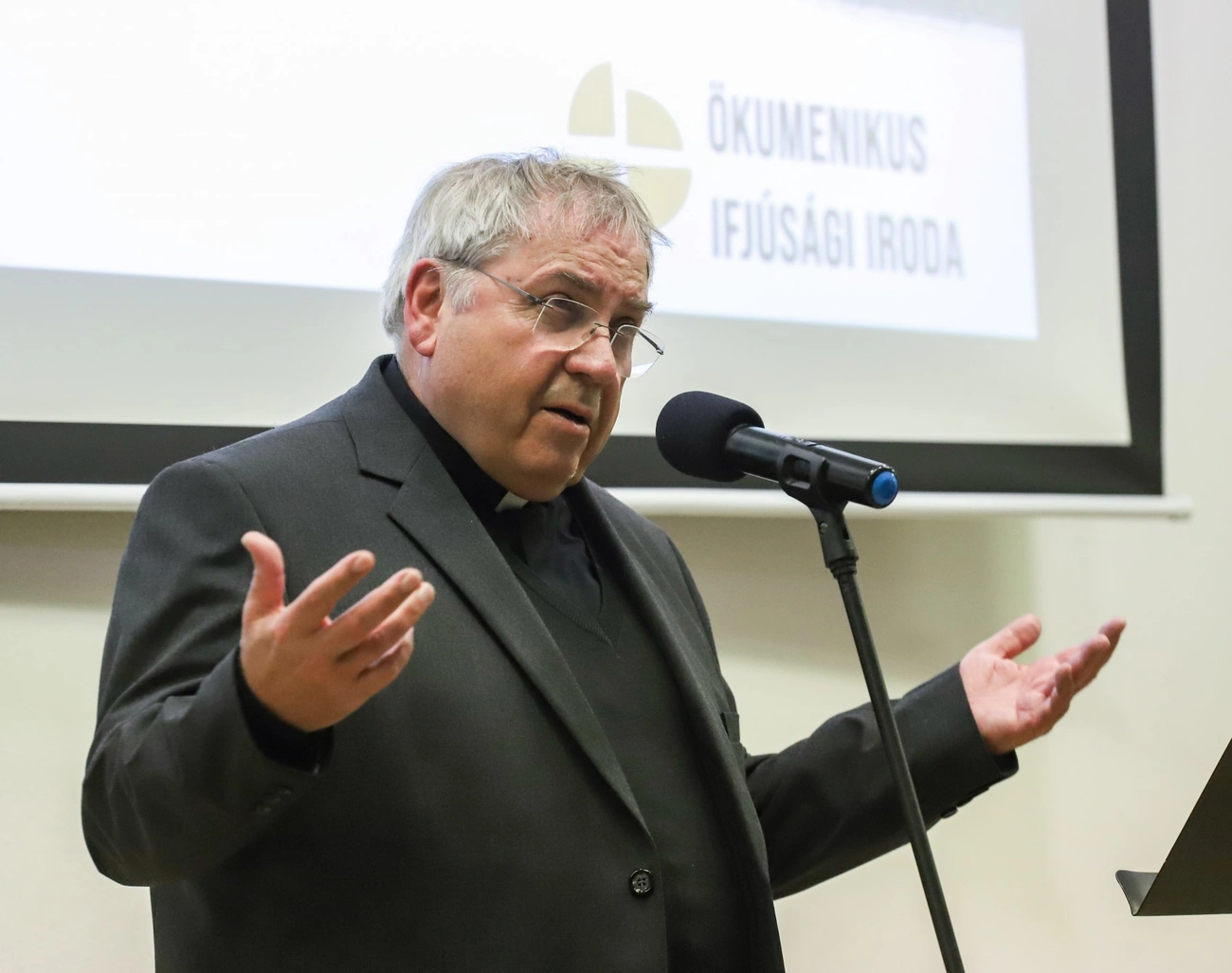 "72 óra kompromisszum nélkül" országos megnyitó ünnepség a Fráterban