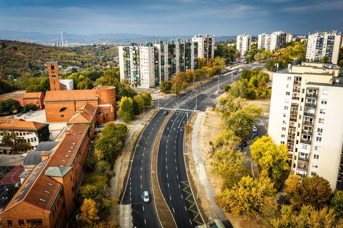 Befejeződött az avasi útfelújítás. Fotó: Horváth Csongor