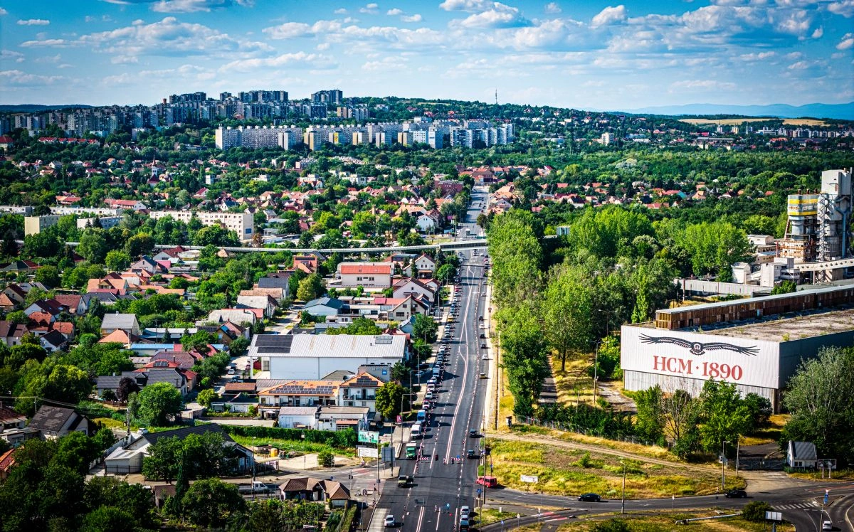 Befejeződött az avasi útfelújítás. Fotó: Horváth Csongor