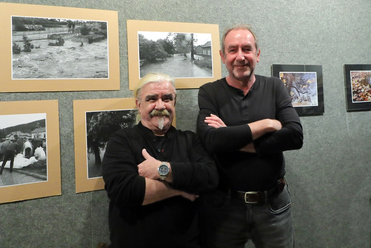 Barna Laczy és Ádám János fotókiállítása az Ifjúsági Házban 