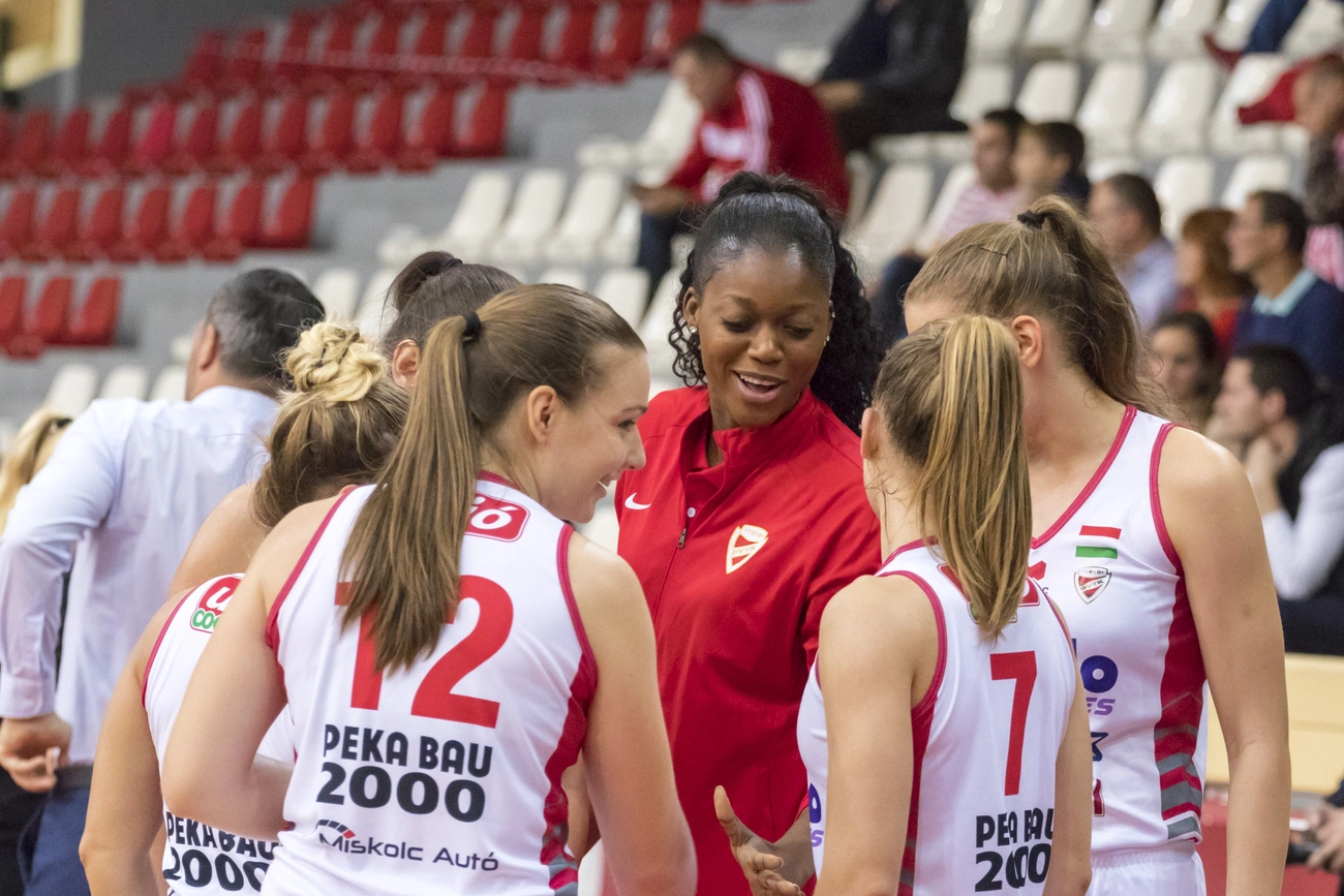 Aluinvent DVTK - Szekszárd