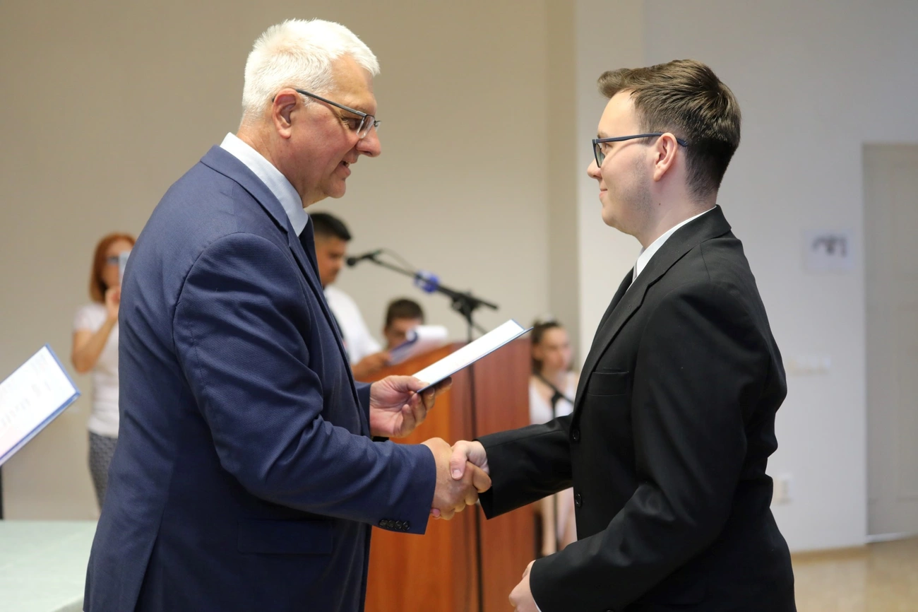 Miskolci SZC Andrássy Gyula Gépipari Technikum ünnepélyes oklevél- és bizonyítványátadó