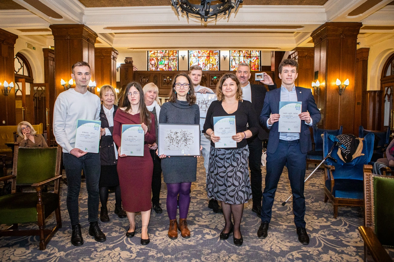 Az év ódaköltője pályázat eredményhirdetése a Palotaszállóban