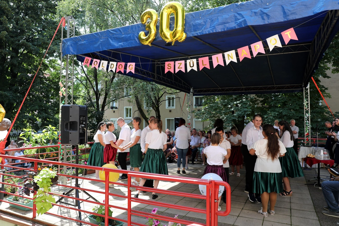 30 éves a Csilla Bárónő Szeretetalapítvány 