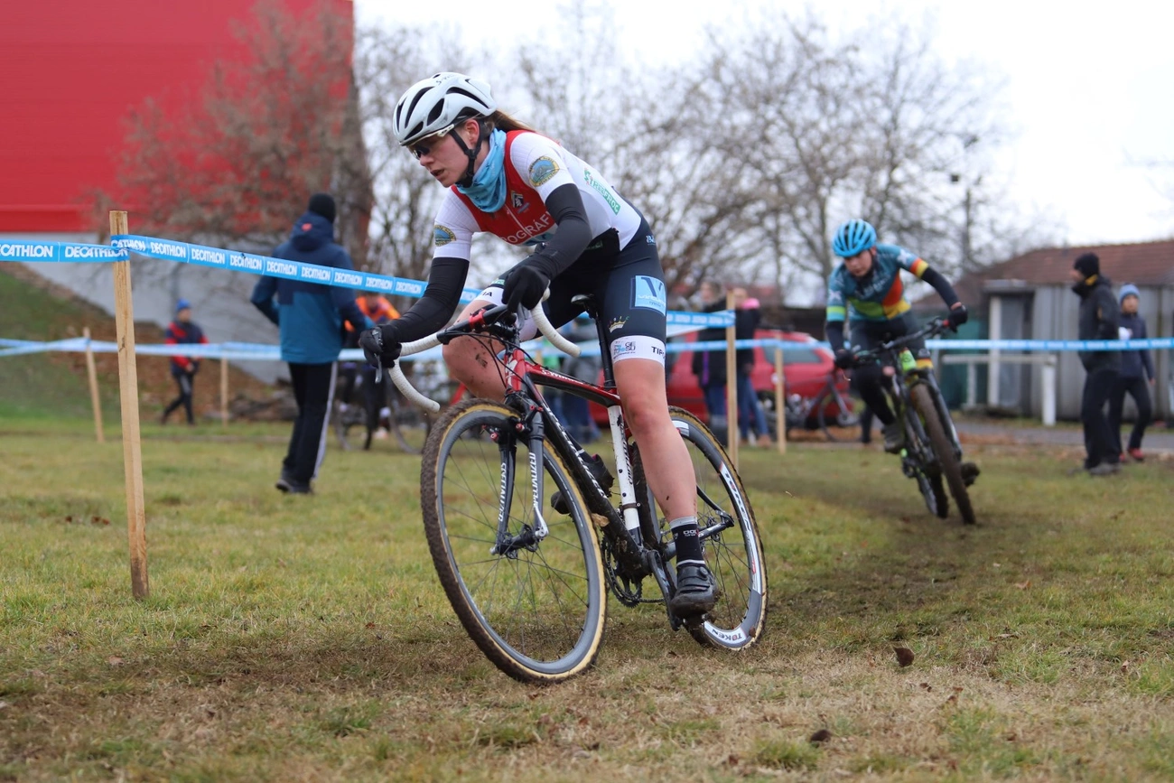 Cyclo cross verseny  