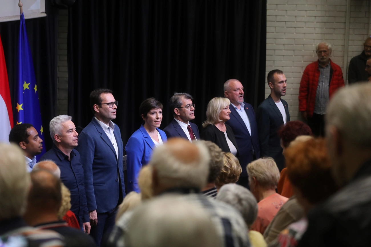 DK - MSZP -  Párbeszéd fórum a Tudomány és  Technika házában 