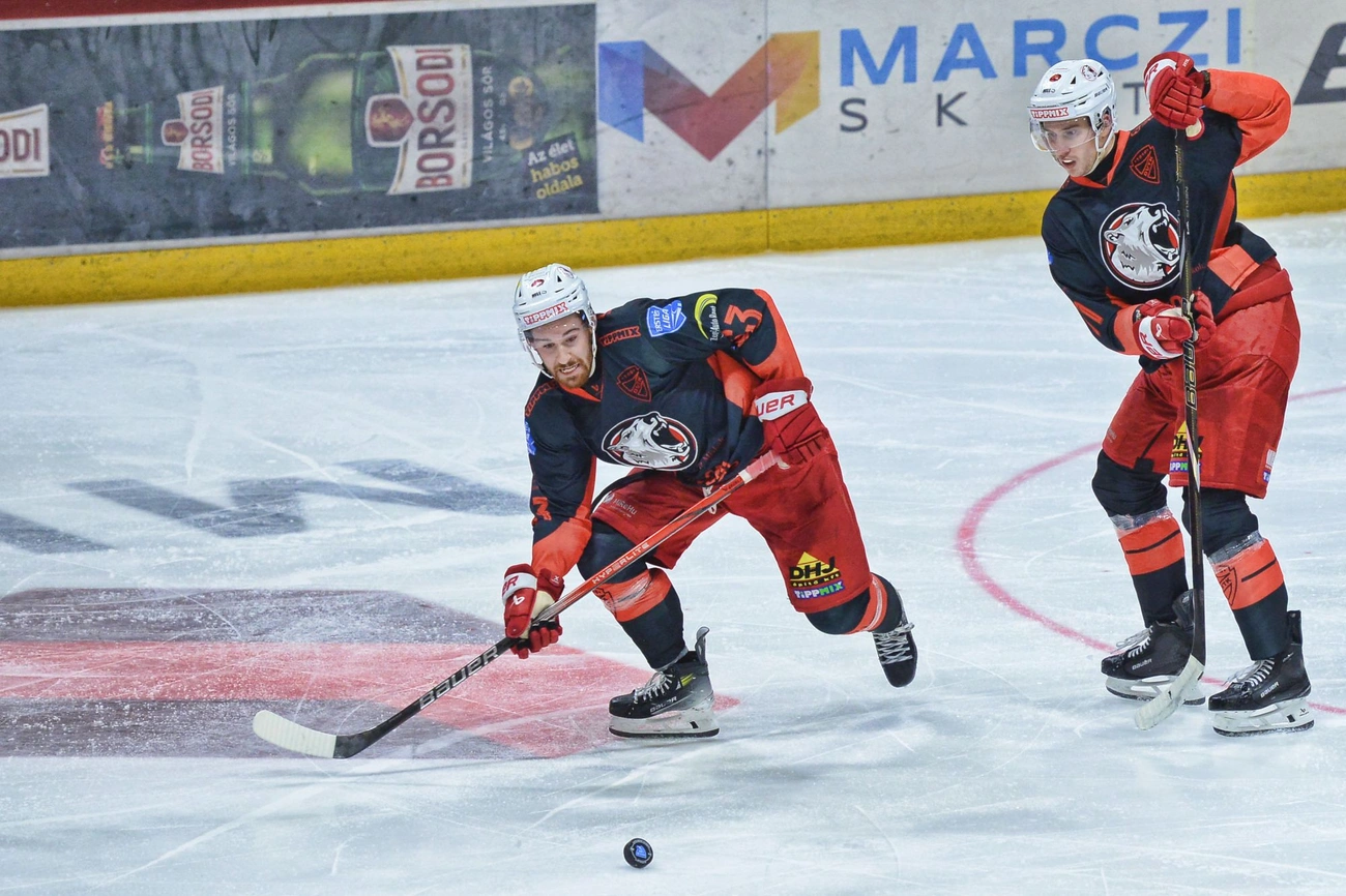 DVTK Jegesmedvék - Gyergyói HK 4-6 