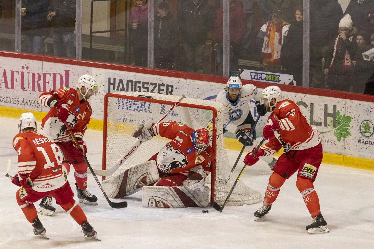 DVTK Jegesmedvék - HK Nitra  – 2-5 