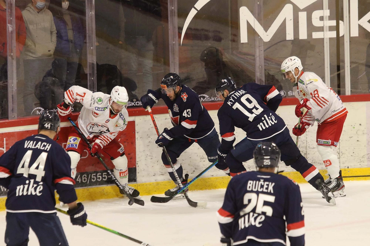 DVTK Jegesmedvék - HC Slovan Bratislava 