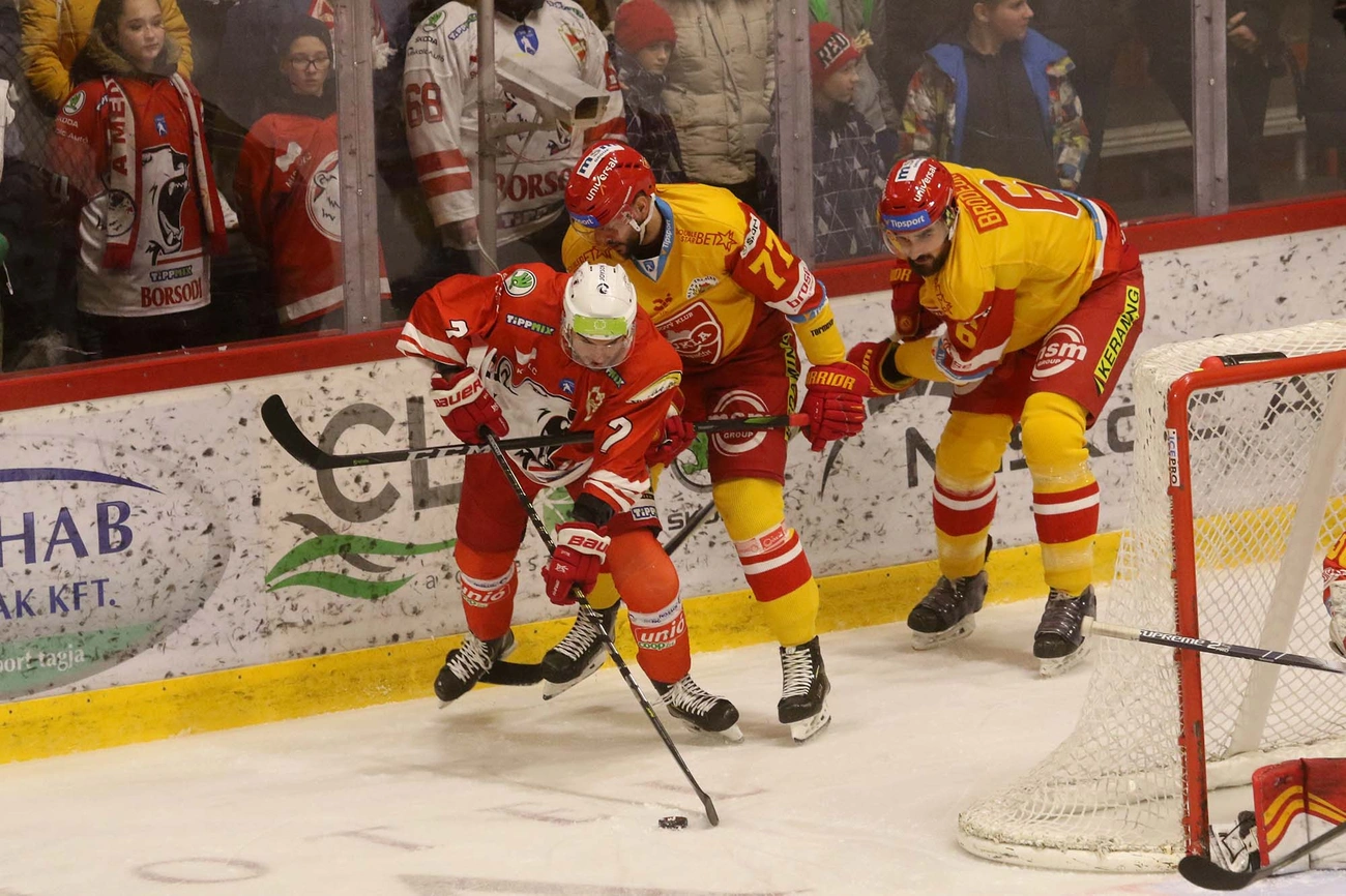 DVTK Jegesmedvék - HK Dukla Trenčín