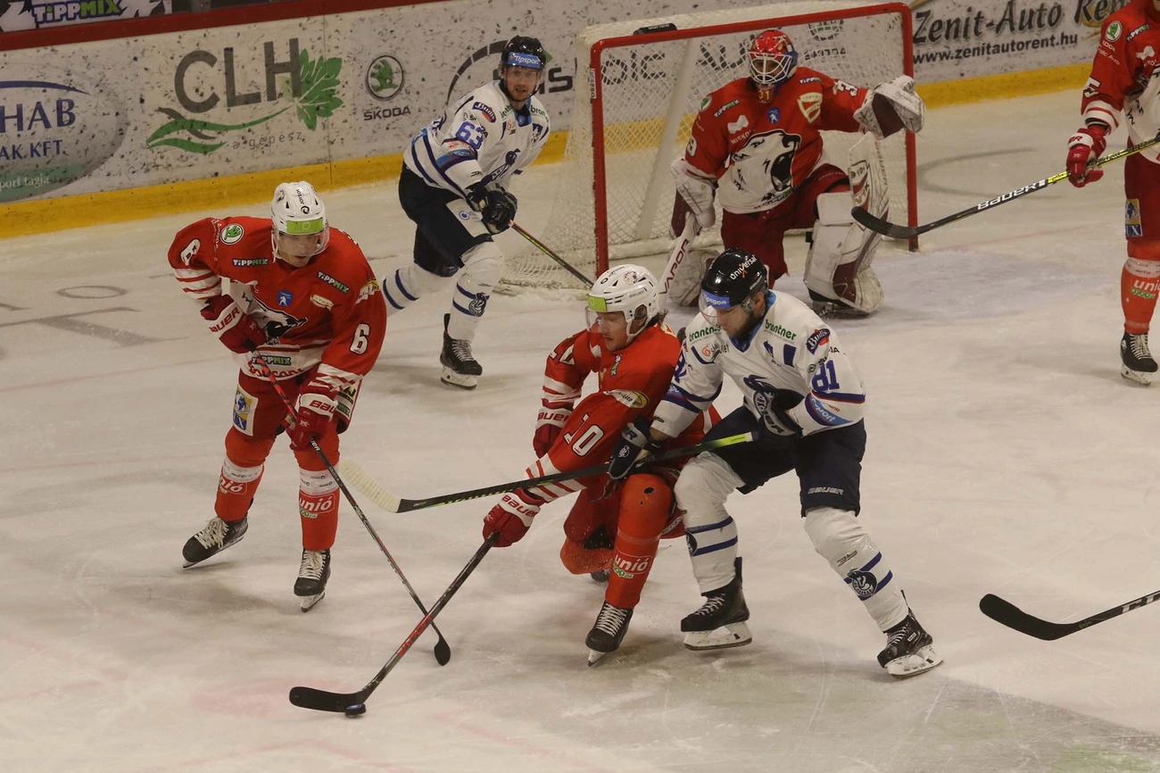 DVTK Jegesmedvék - HK Poprad