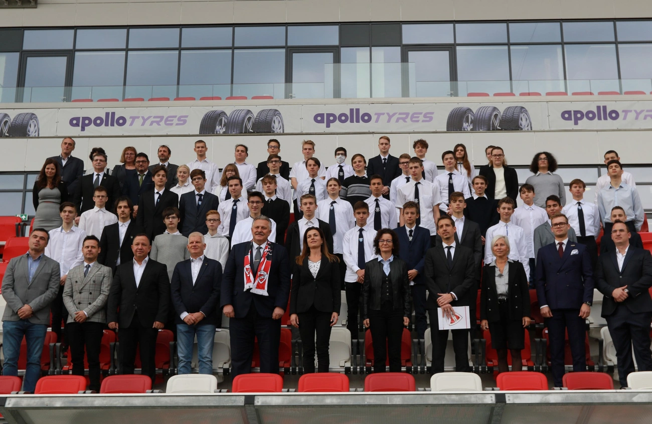 DVTK tanulmányi ösztöndíj program 