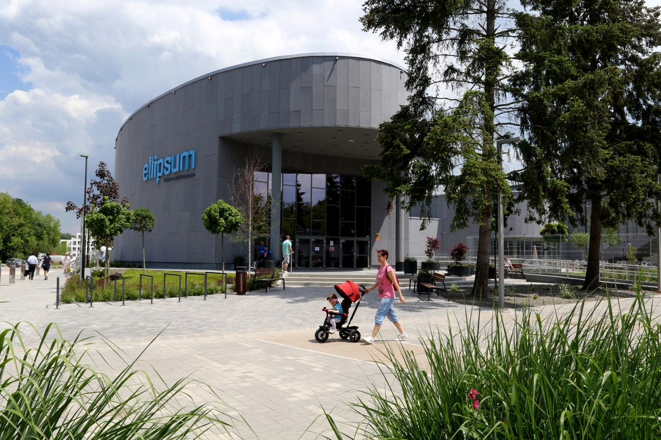 Átadták az Ellipsum Élmény- és Strandfürdőt 