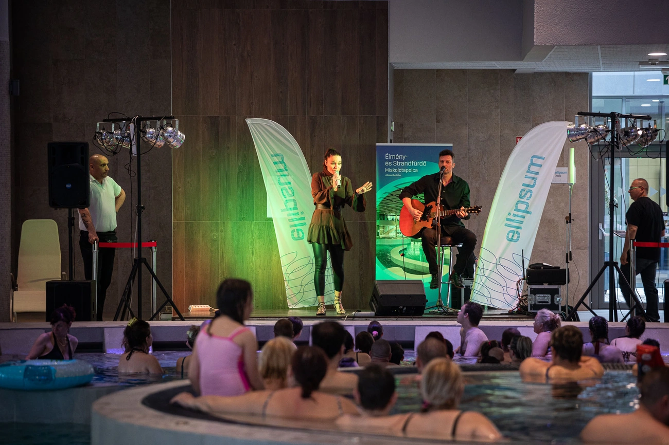 Péter Szabó Szilvia koncertje az Ellipsumban