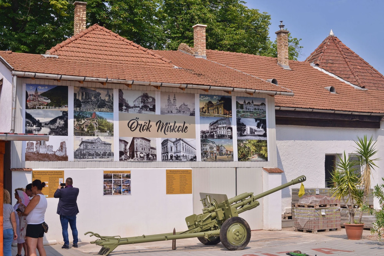 Kohászati emlékpark avatóünnepség 