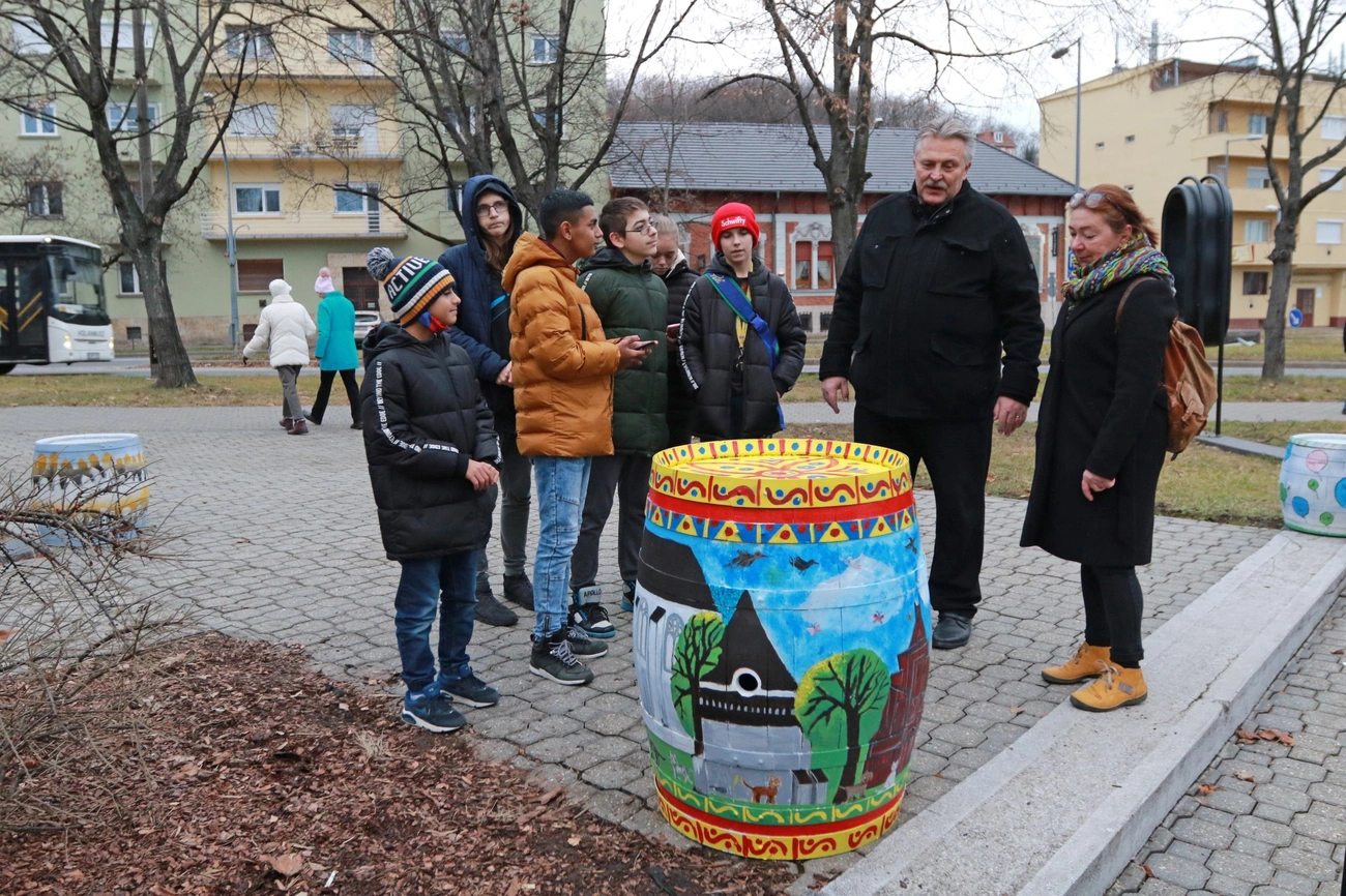 Festett hordó pályázati alkotások bemutatása 