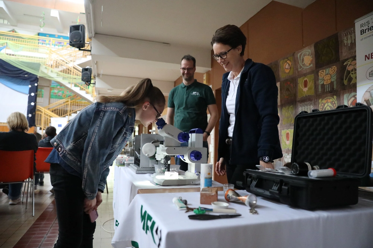 Természettudományos nap Komlóstetőn az iskolában 