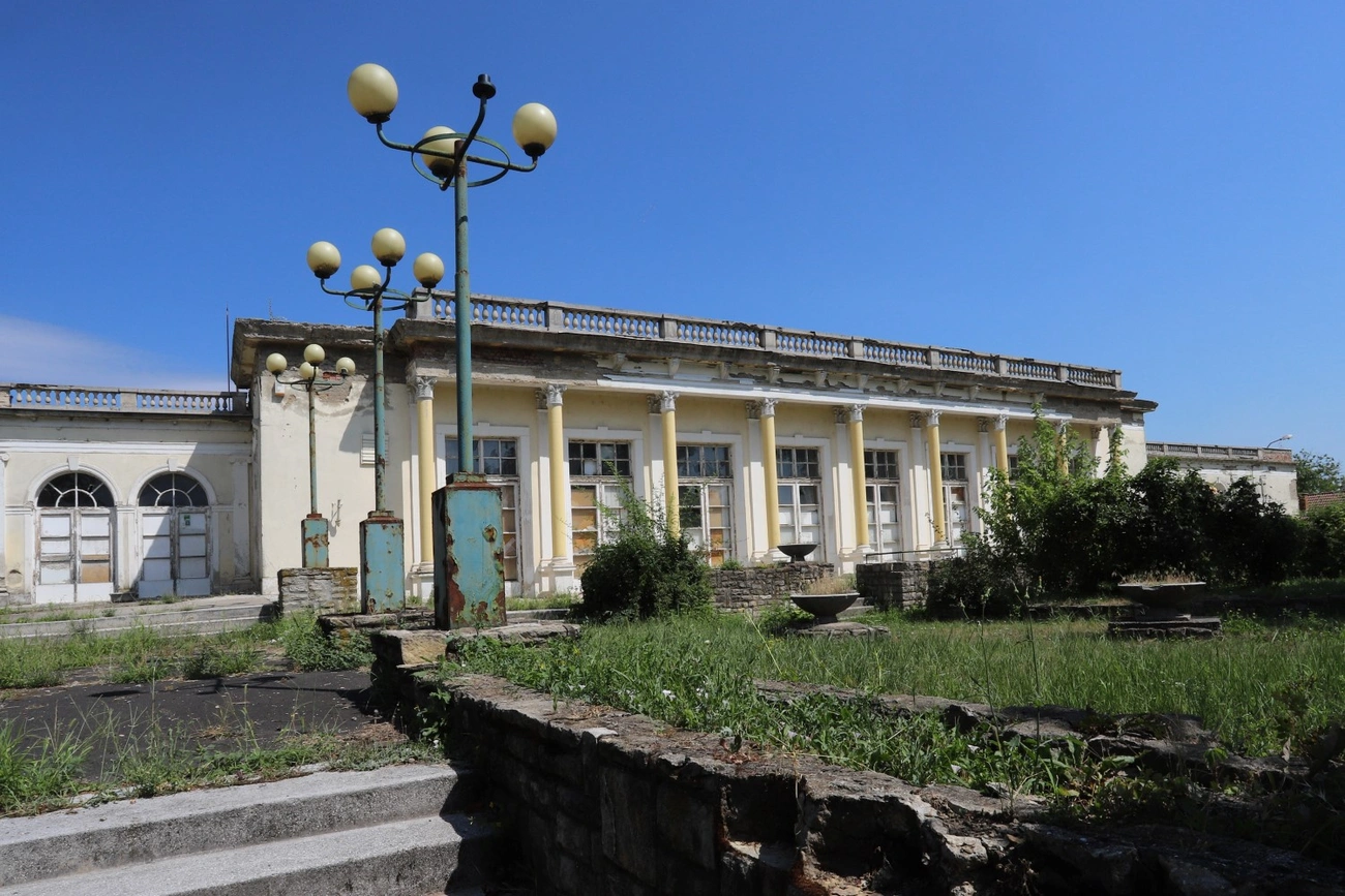 Bejárás az egykori Hámor Étteremben 