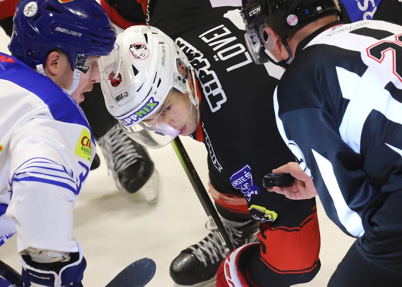 DVTK Jegesmedék - SC Csíkszereda 