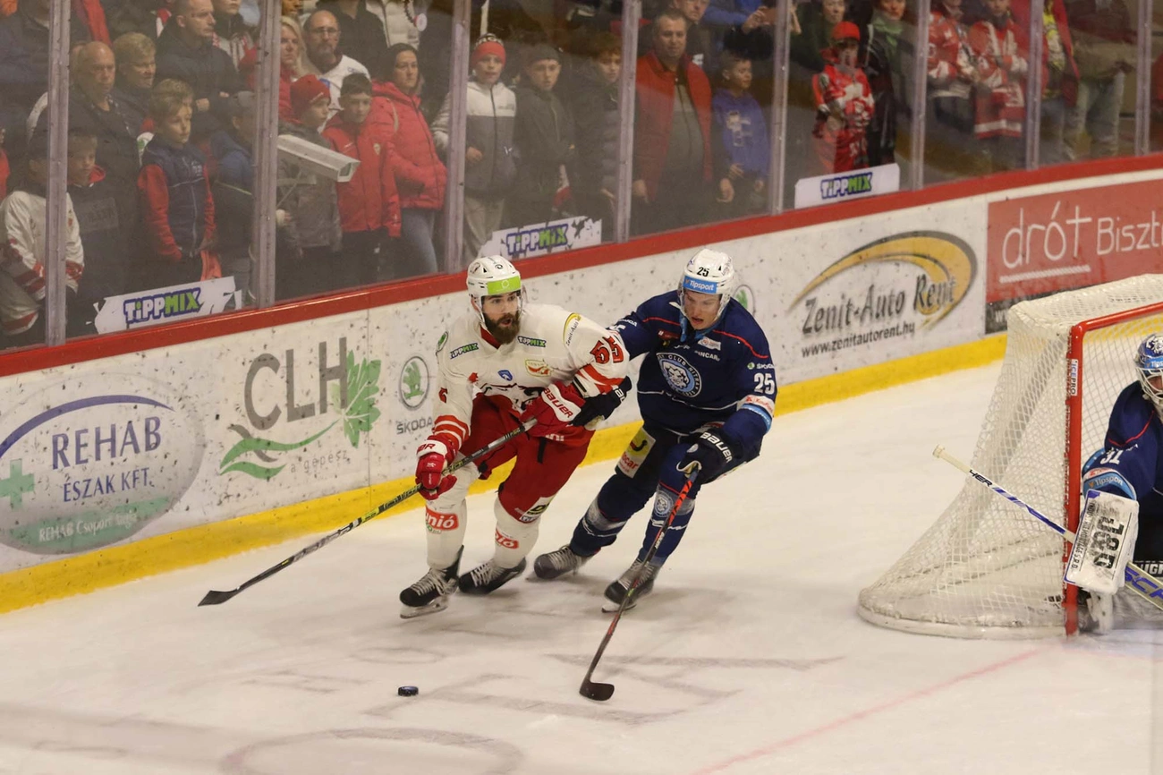 DVTK Jegesmedvék - HK Nitra