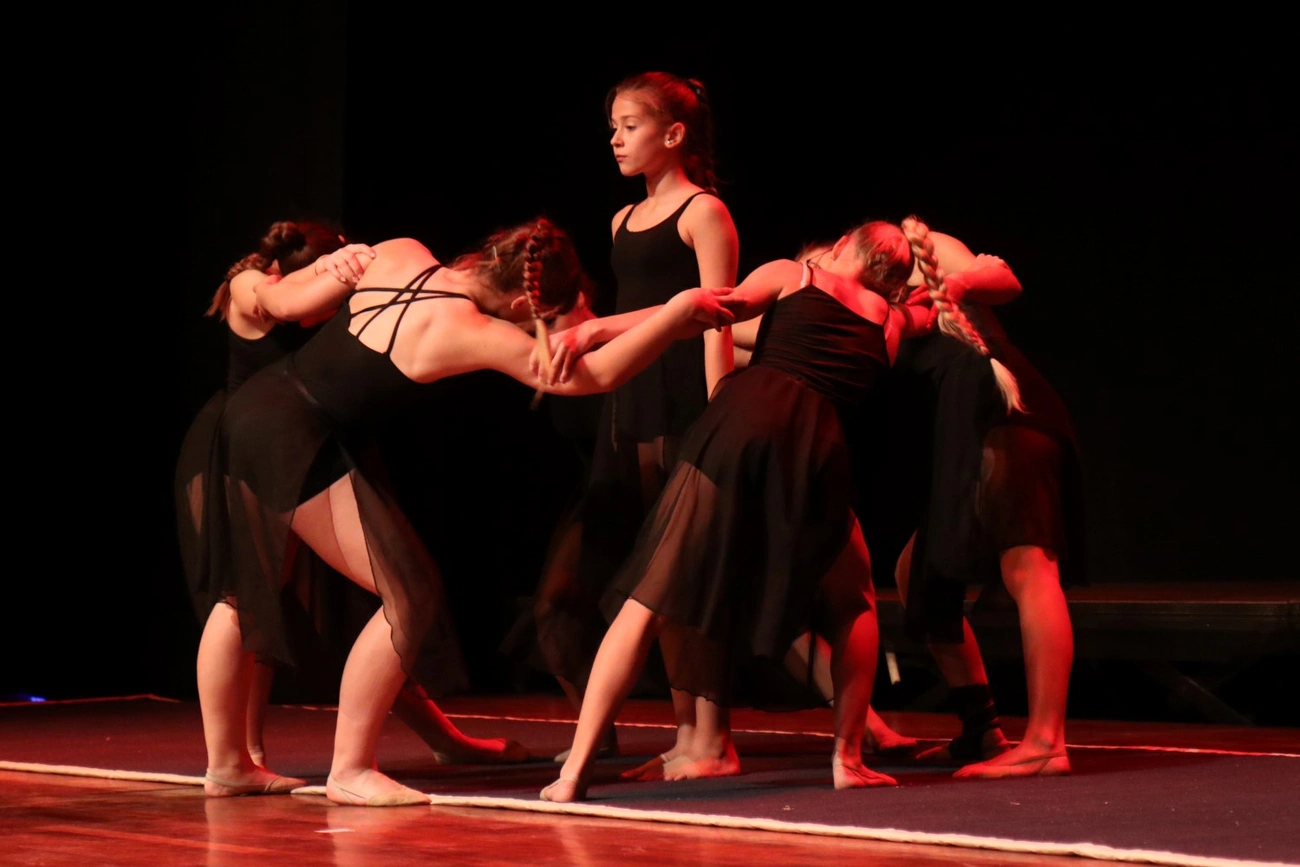 Fényi Gyula Jezsuita Gimnázium gálaműsora 