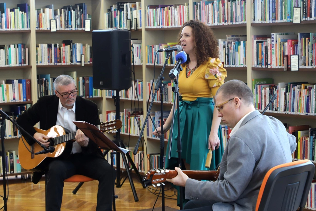 A József Attila Könyvtár átadóünnepsége 